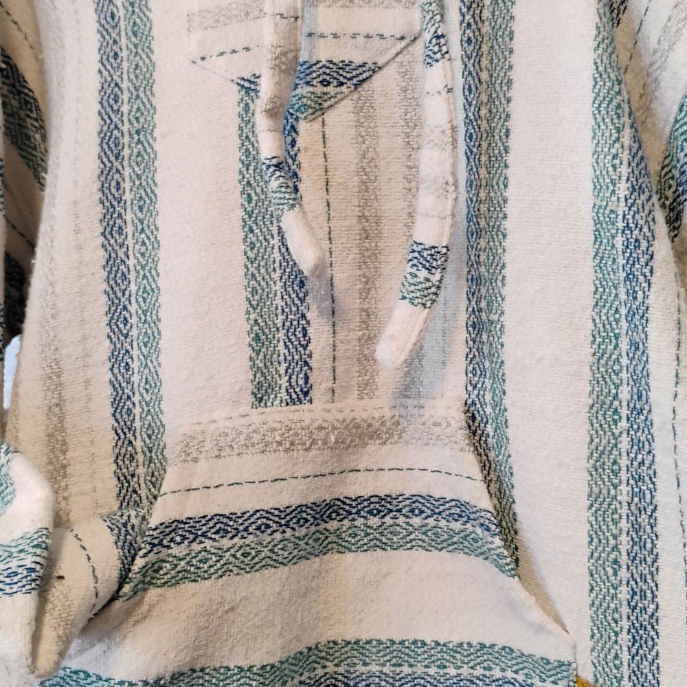 Artisanias MR V-Neck Sweater - White and Blue